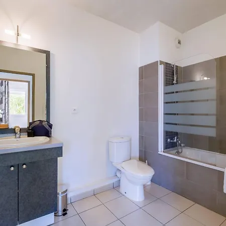 מלון דירות Comfort Le Maestria 3*
