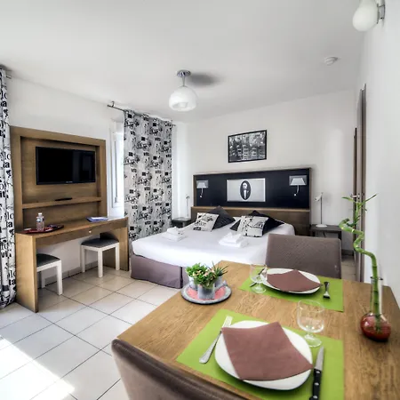 Hotel Zenitude Hôtel-résidences Le Maestria 3*
