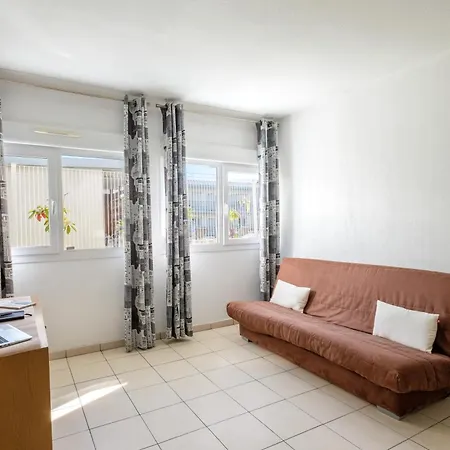 Hotel Zenitude Hôtel-résidences Le Maestria 3*