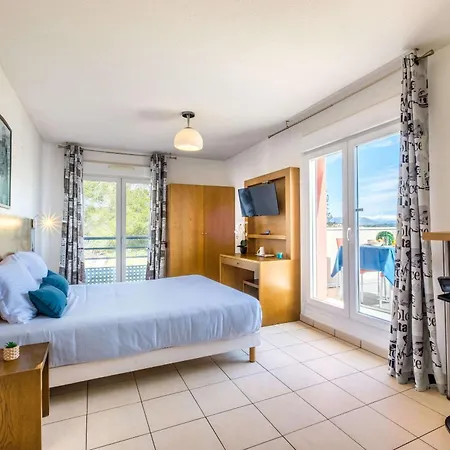 Hotel Zenitude Hôtel-résidences Le Maestria Antibes
