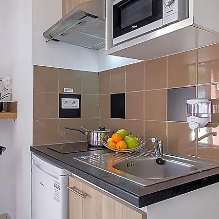 Comfort Le Maestria Apartmanhotel Antibes